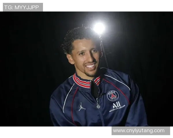 马尔基尼奥斯：从巴西天才到世界顶级后卫的传奇之路